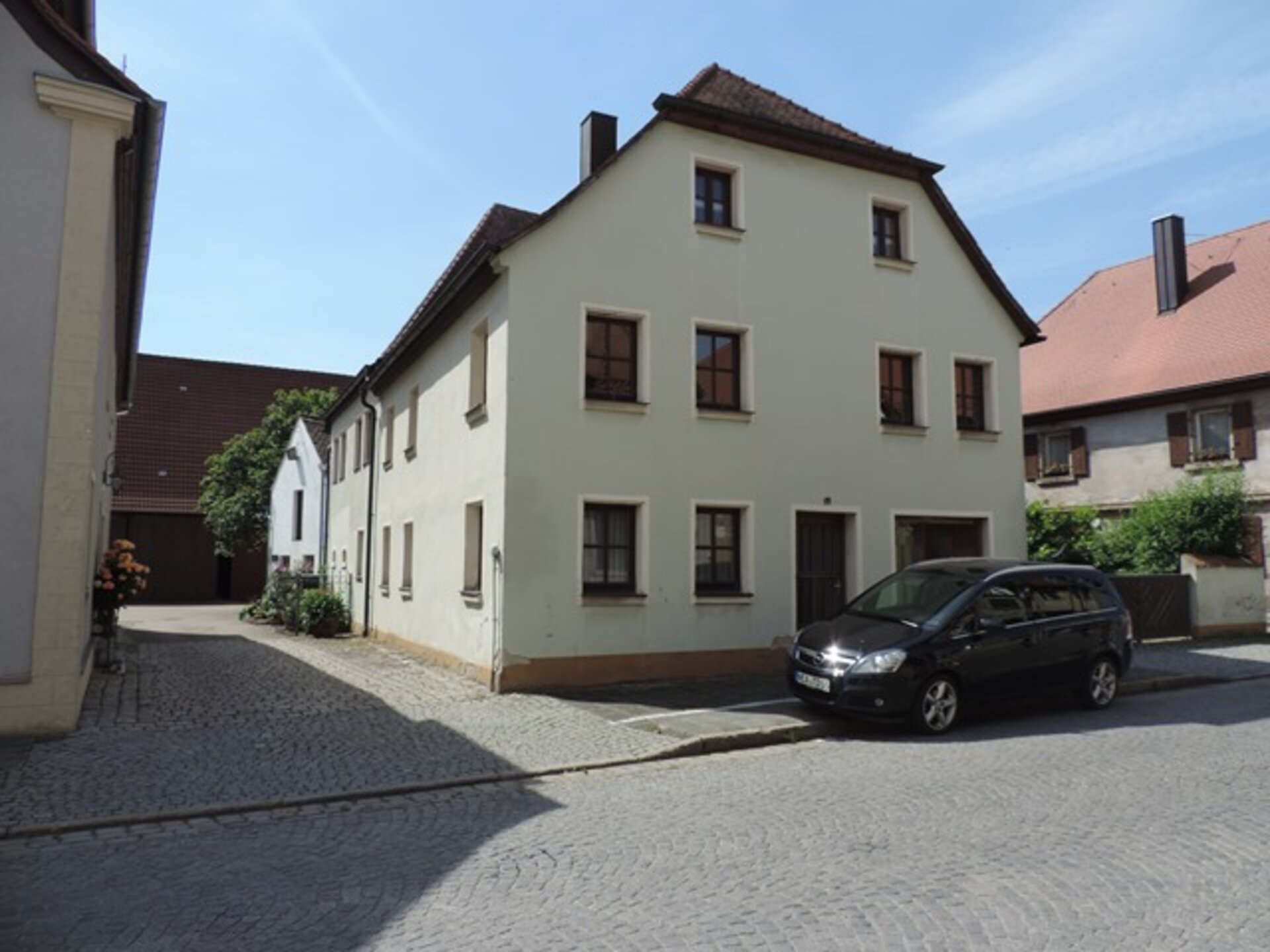 Mehrfamilienhaus - Markt Erlbach